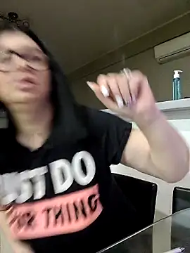 Milf Abigail online show from February 20, 3:49 am