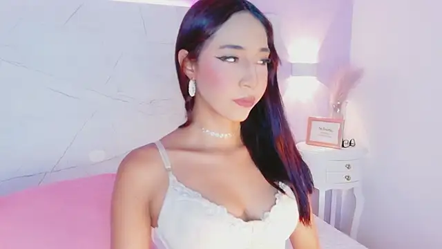 AbrilBrent online show from September 18, 8:07 pm