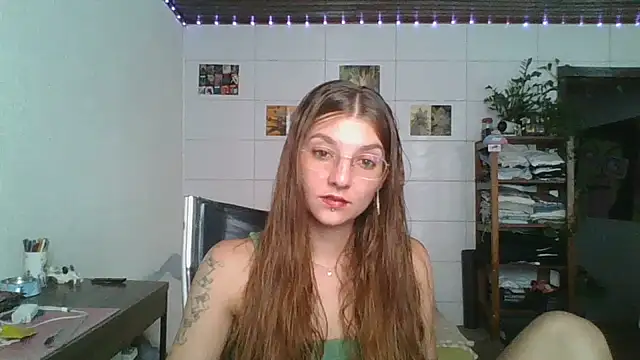 SweetyBabyDemon online show from March 1, 7:02 pm