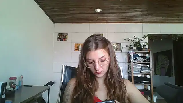 SweetyBabyDemon online show from April 10, 1:39 pm