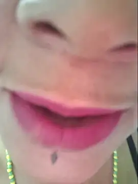 gatadeojosclaros online show from September 21, 1:26 am