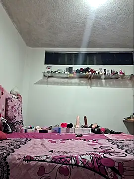 gatadeojosclaros online show from October 12, 12:35 am