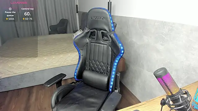 MCfly 11 online show from September 29, 10:59 pm