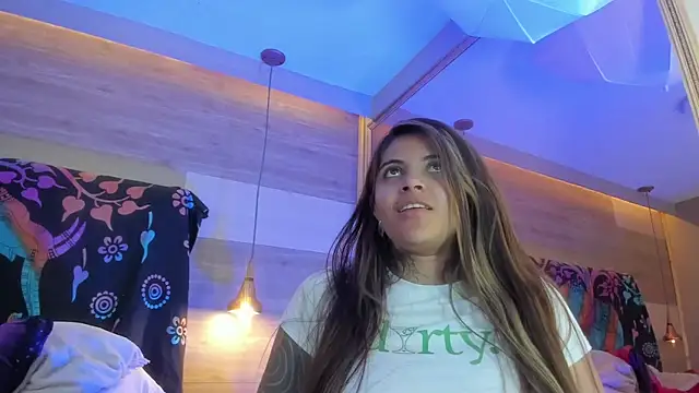 Cori Paige online show from April 17, 4:25 am