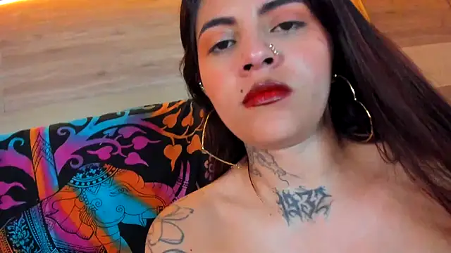 Cori Paige online show from November 19, 4:01 am