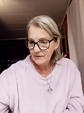 irinamaux online show from November 9, 7:59 am