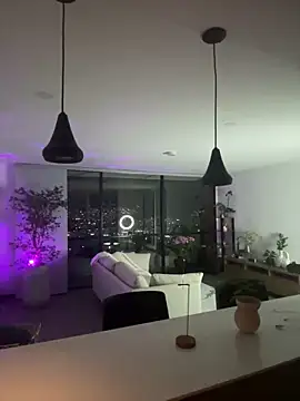 Brunettexio online show from October 5, 3:00 am