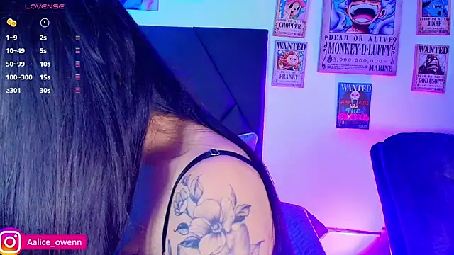 Aliceowenn online show from January 15, 8:15 pm