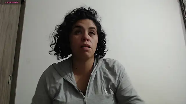 Anne purple online show from October 3, 4:56 pm