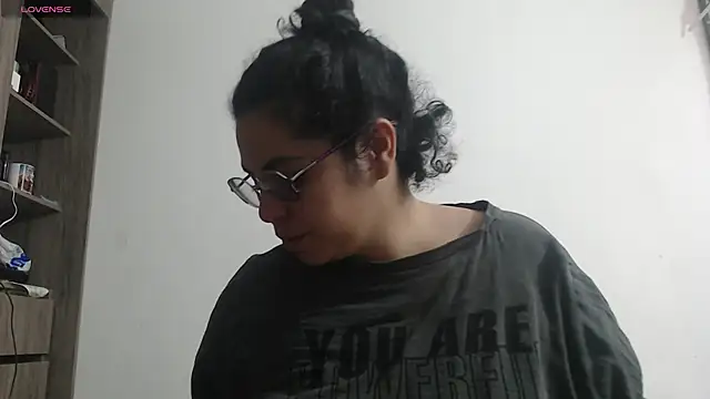 Anne purple online show from November 14, 3:56 pm