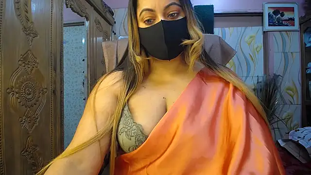 SeductiveMahira online show from December 14, 5:08 pm