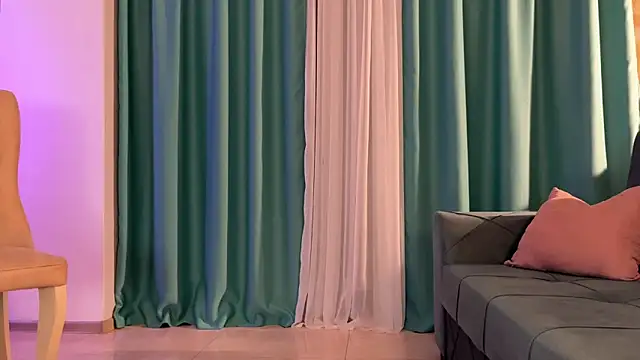 UrGoddessJenny online show from September 20, 3:43 pm