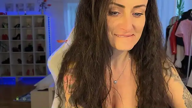  AHHA  online show from February 4, 10:40 am