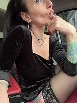  AHHA  online show from December 17, 11:25 am