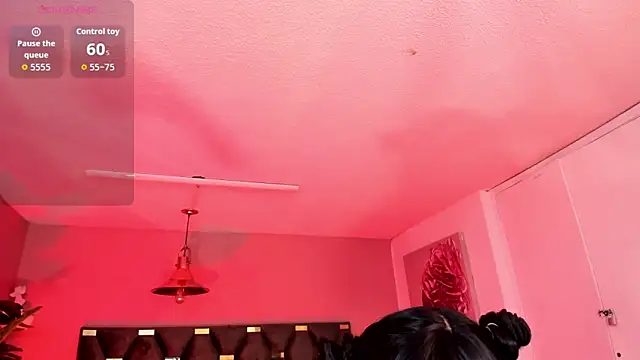 Red lady online show from September 21, 4:22 am