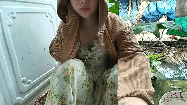 Babysex-2k online show from February 21, 7:31 am