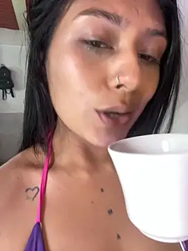 CandyRoxx1  online show from July 23, 8:39 pm