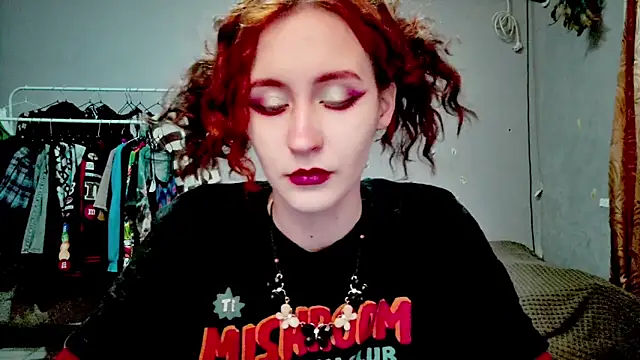 JoannaTompson online show from January 10, 2:22 pm