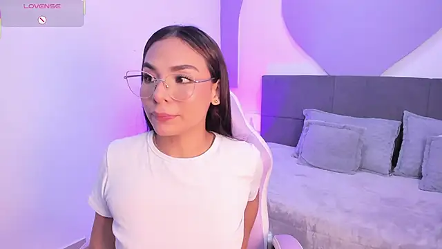 amira cute2 online show from November 3, 9:57 am