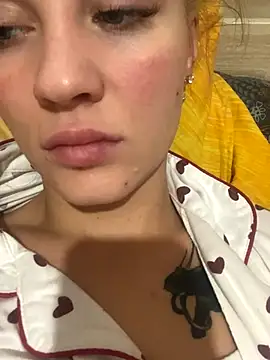 DreamGirl-777 online show from November 2, 3:15 pm