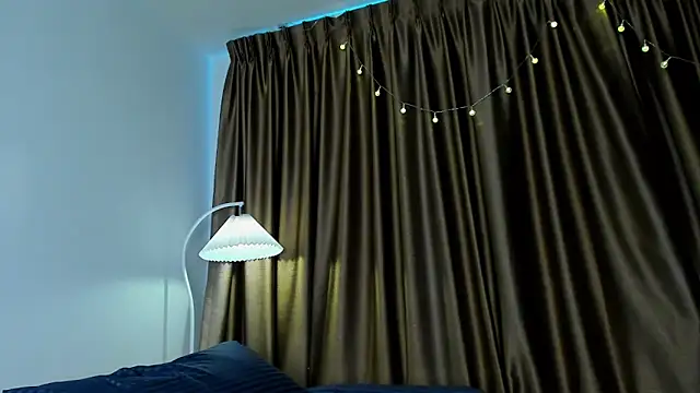 acidlampa420 online show from October 9, 8:40 am