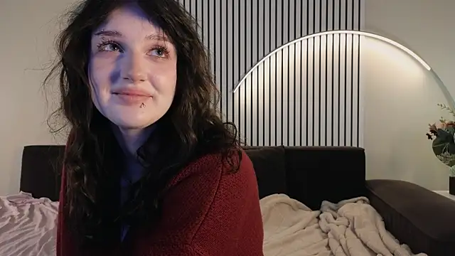 ELLIEJAY online show from October 16, 5:32 am