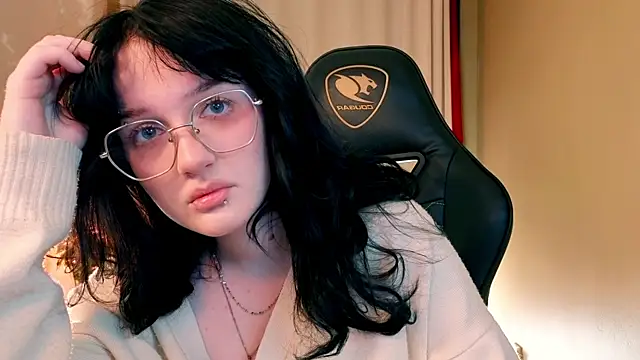 ELLIEJAY online show from September 25, 8:06 pm