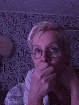 HelgaHimmell online show from November 16, 8:31 pm