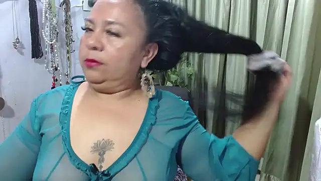 CanelaCollins online show from December 5, 2:55 am