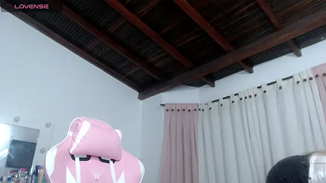 milk cow  online show from October 14, 7:00 am