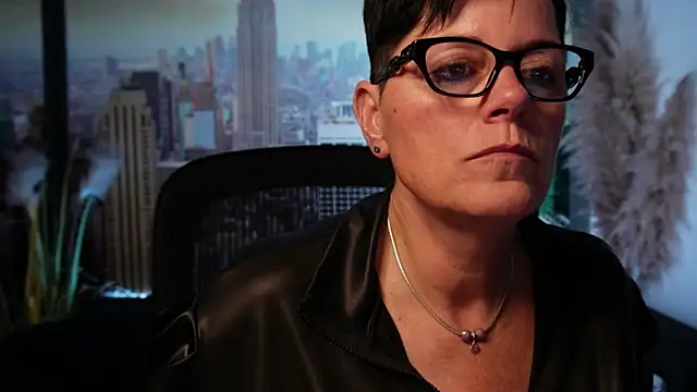 ninarandmann online show from November 20, 6:31 pm