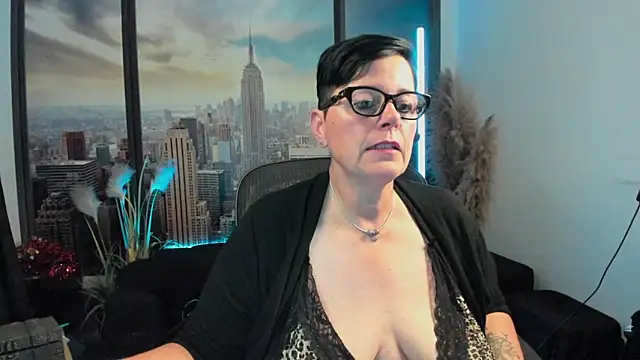 ninarandmann online show from September 9, 5:57 pm