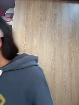 Bonniepark online show from March 14, 9:05 pm