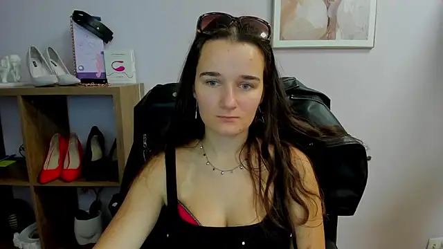 KateDelight online show from September 28, 6:53 am