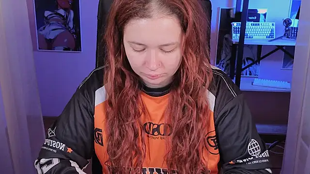 carolina elf online show from October 29, 7:12 am