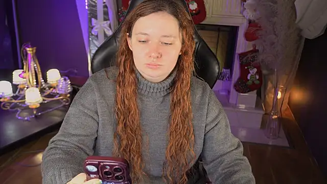 carolina elf online show from November 28, 12:30 pm