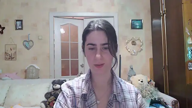 INELIKA online show from November 17, 8:31 pm