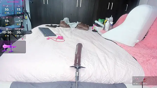 merida blue  online show from November 14, 6:19 pm