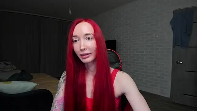 Roxy Silver online show from February 9, 1:41 am