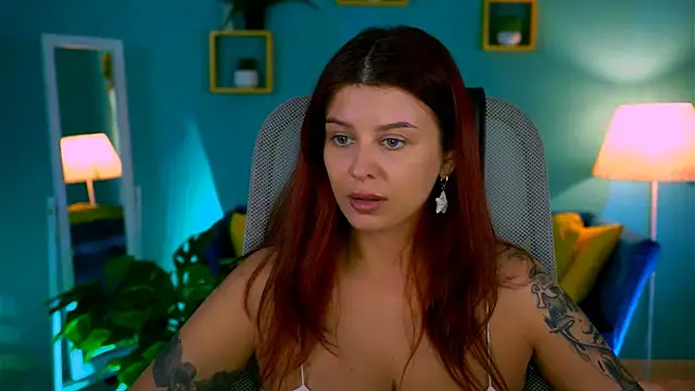 NicoleMun online show from March 29, 9:25 pm