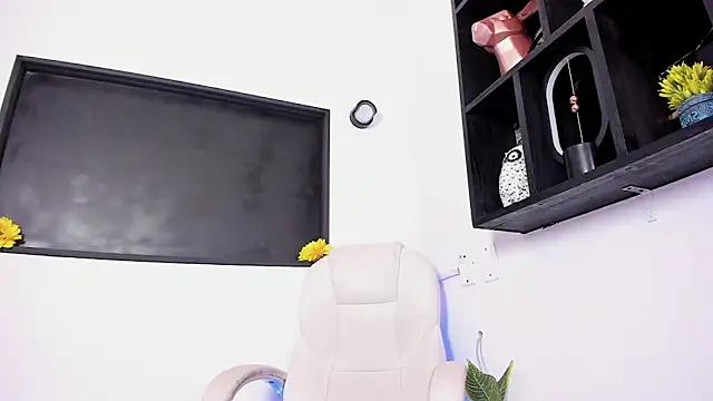 xenia golden online show from March 6, 8:26 pm