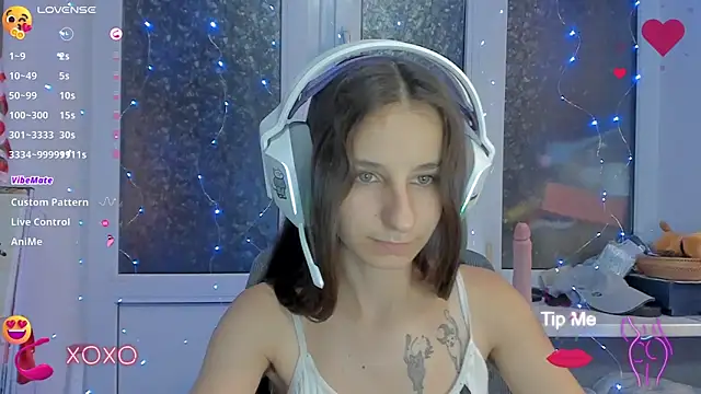  Nika Kik online show from September 10, 6:30 pm