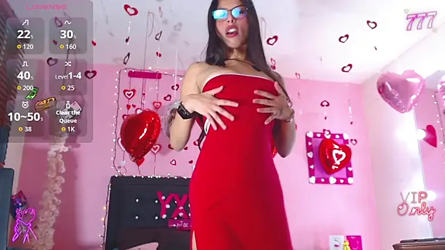 SamaraCortez online show from February 10, 7:50 pm