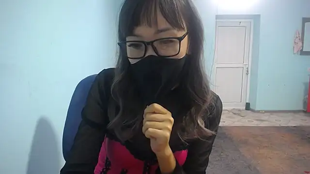 elllaaxx online show from September 9, 4:01 am