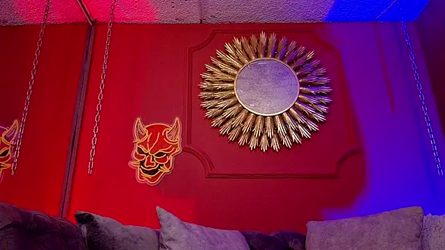 Julieta Russell online show from September 25, 12:04 pm