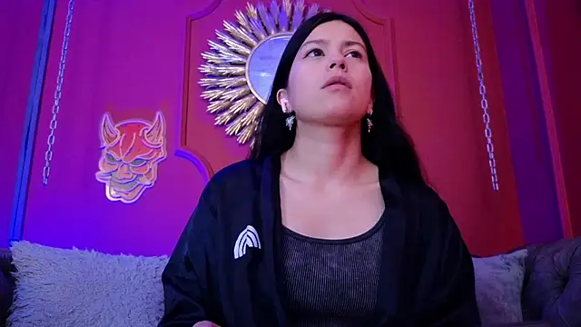 Julieta Russell online show from February 18, 12:37 pm