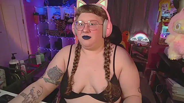 FatVeronica online show from February 27, 1:38 am