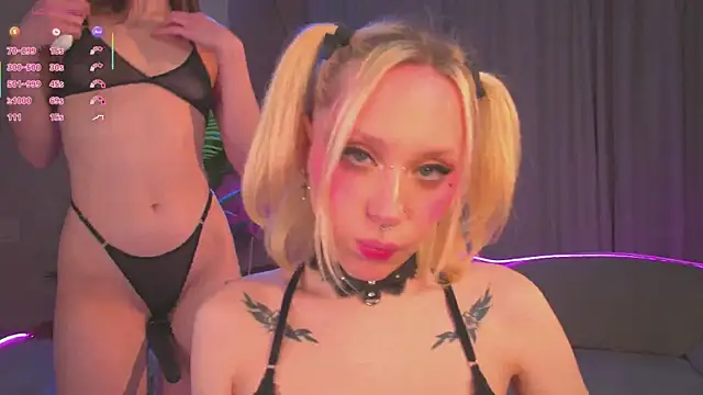 Kinky Girls online show from December 20, 8:57 pm