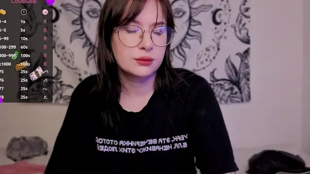 MyNameIsLilith online show from July 3, 11:00 pm