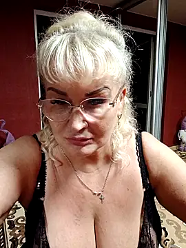 Jemma Cori online show from April 29, 5:51 pm